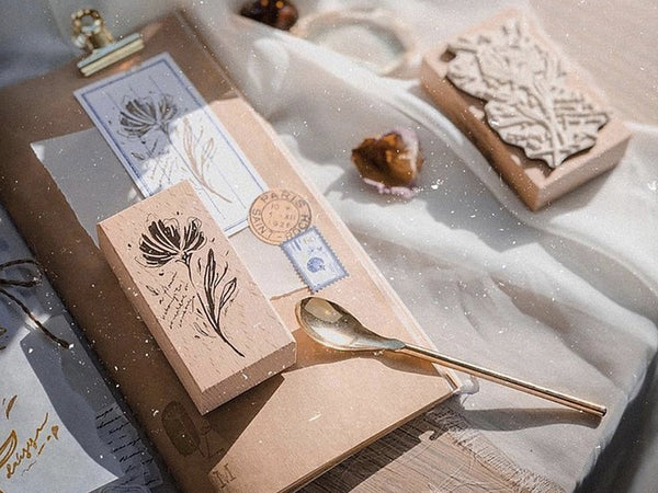 Meow Illustration / Beech wood stamp -  Somewhere